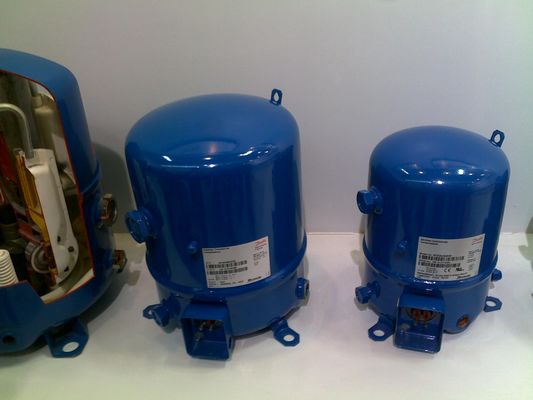 Mua Máy nén cuộn Maneurop loại piston tương ứng HCM120T4LP6 10HP 99390BTU online manufacture