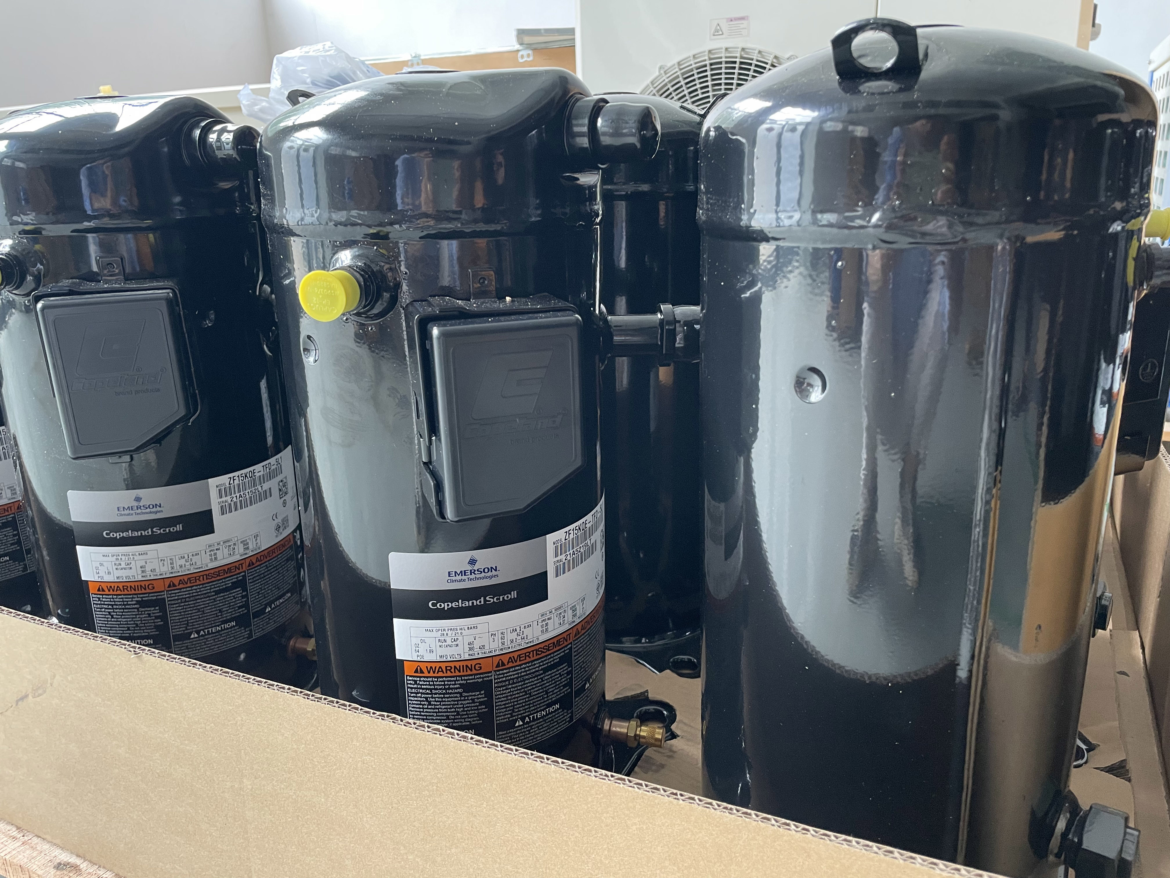 Máy nén lạnh cuộn Copeland 2.5HP ZB19KQE-PFJ-558 Máy nén kín đơn vị AC